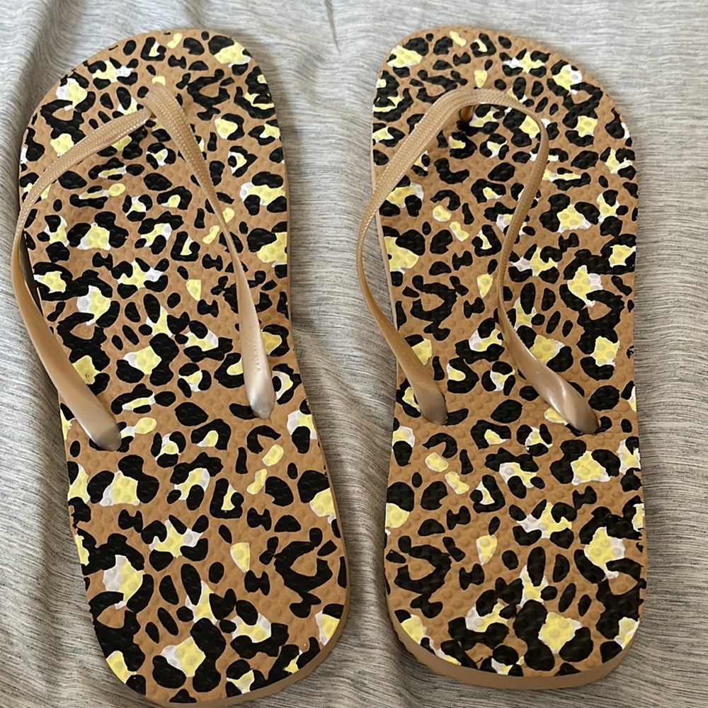 BRAND NEW Cheetah Old Navy Flip Flops
